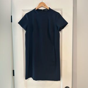 Theory Short Sleeve Navy Shift Dress with Pockets Size 8